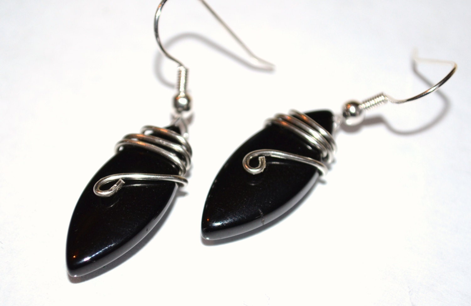 Wire wrapped black glass earrings-wire wrap jewelry-Wire Jewelry