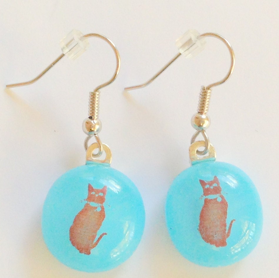 Kitty earrings - cat earrings - feline earrings - fused glass - turquoise blue - aqua blue