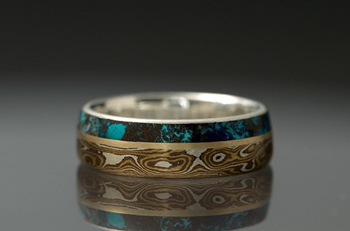 Mokumé Gane 14 karat Yellow Gold and Shattuckite Inlay Ring