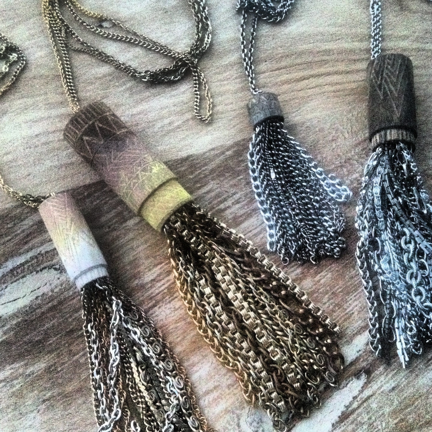Smokey zig zag patterned tassel necklace