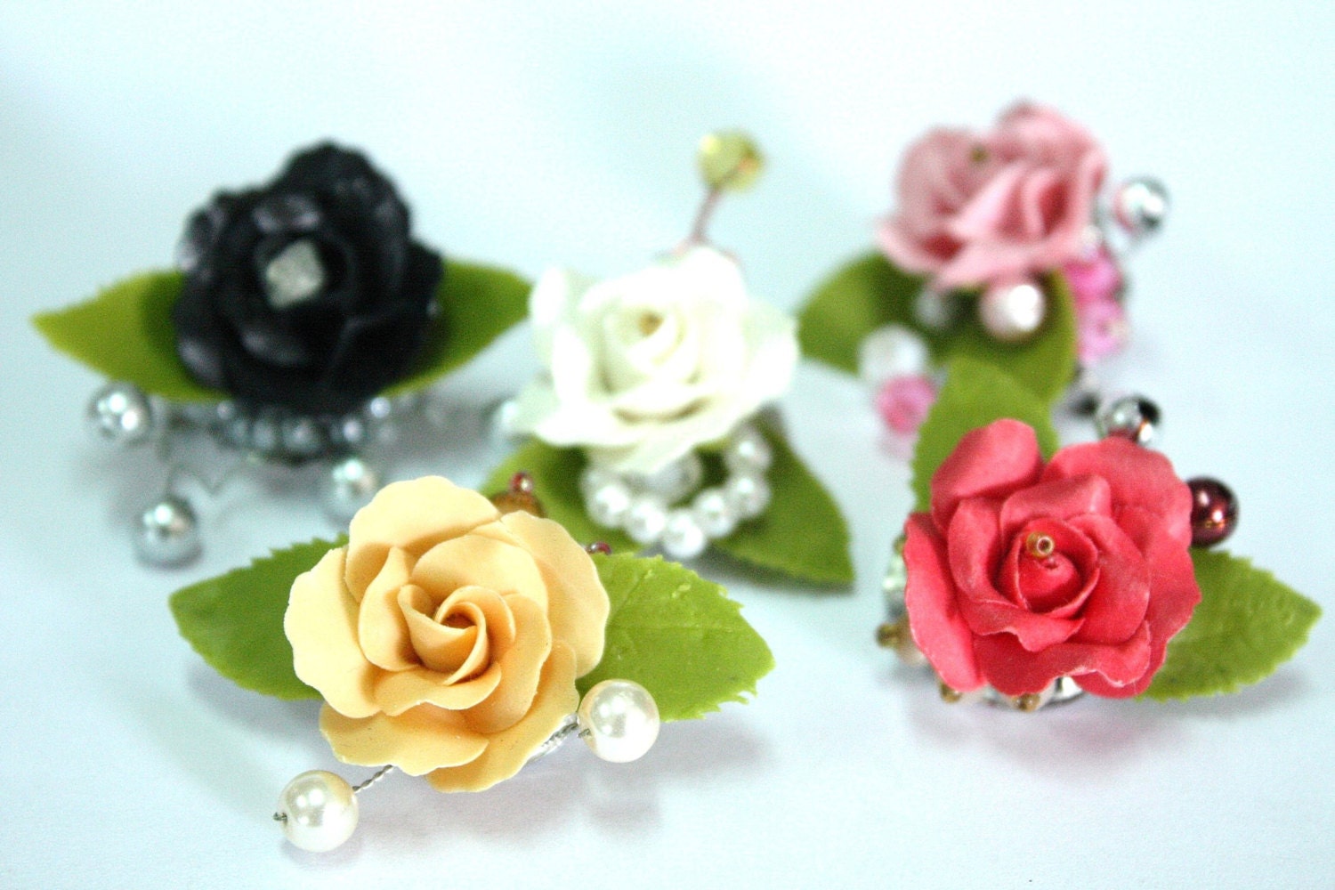 Tiny Roses, Polymer Clay Flowers Handmade Jewelry, Pin for Romantic Gifts 5 pcs, assorted