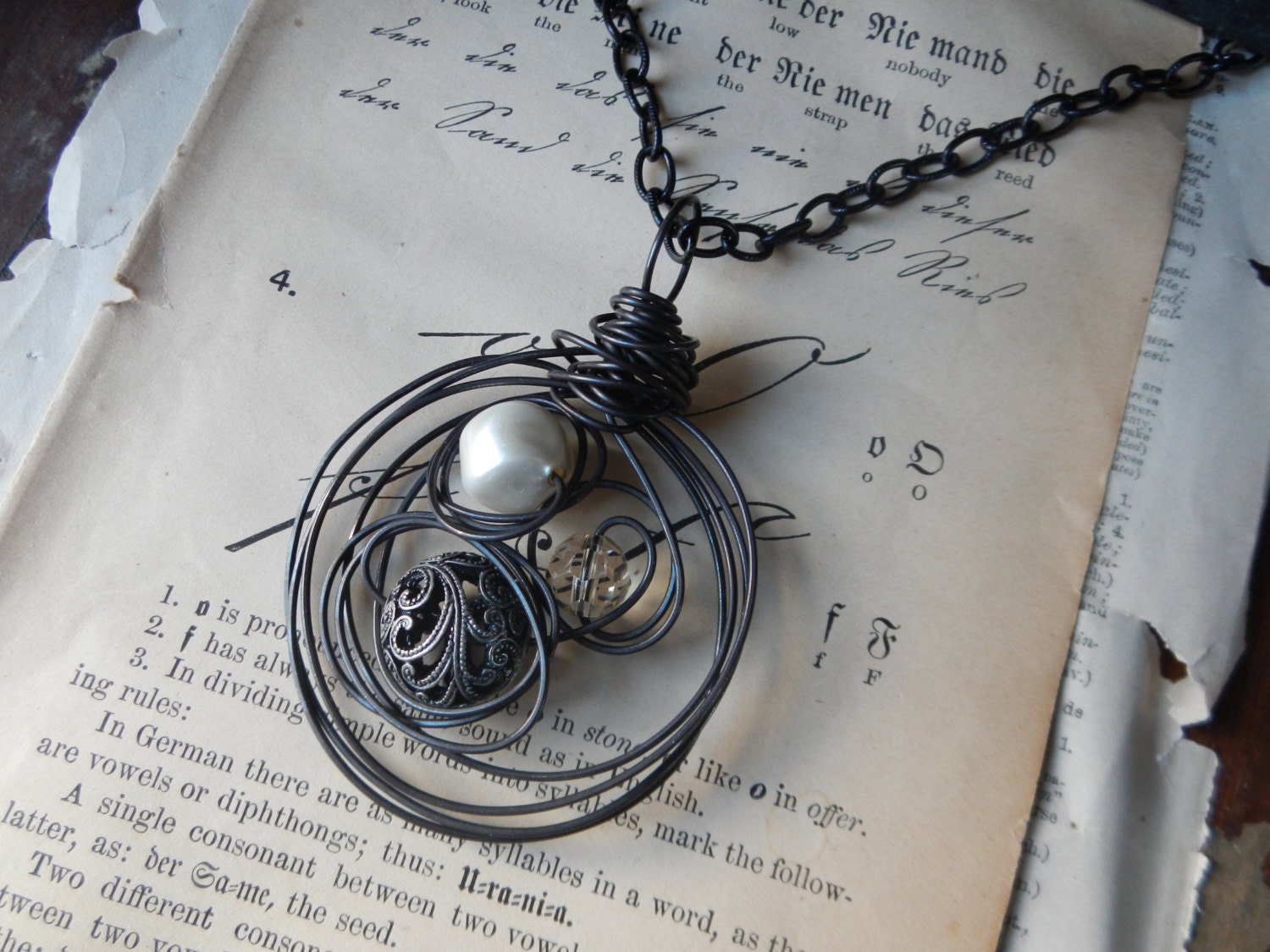 Wired Vintage Pearl Lovin' Nest Necklace by Kris Lanae