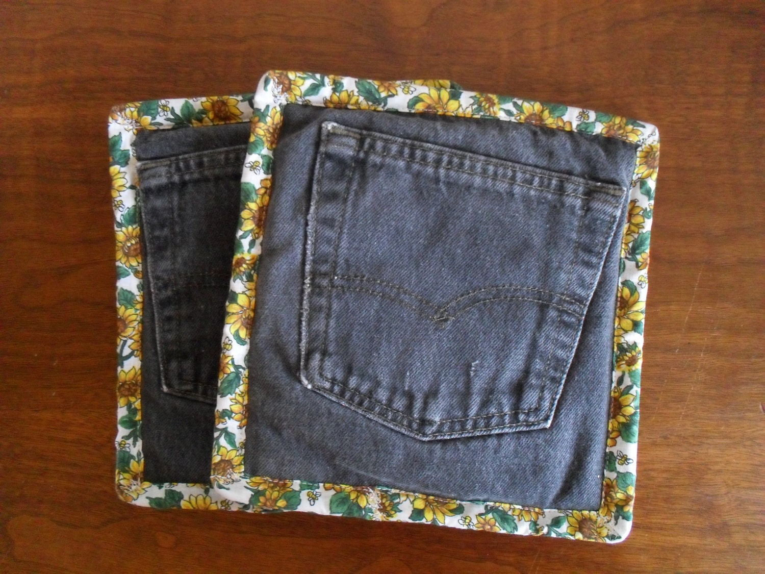ReCycled SunFlower Denim Pair RePurposed Pocket PotHolders Hot Pads Pot Holders Handmade