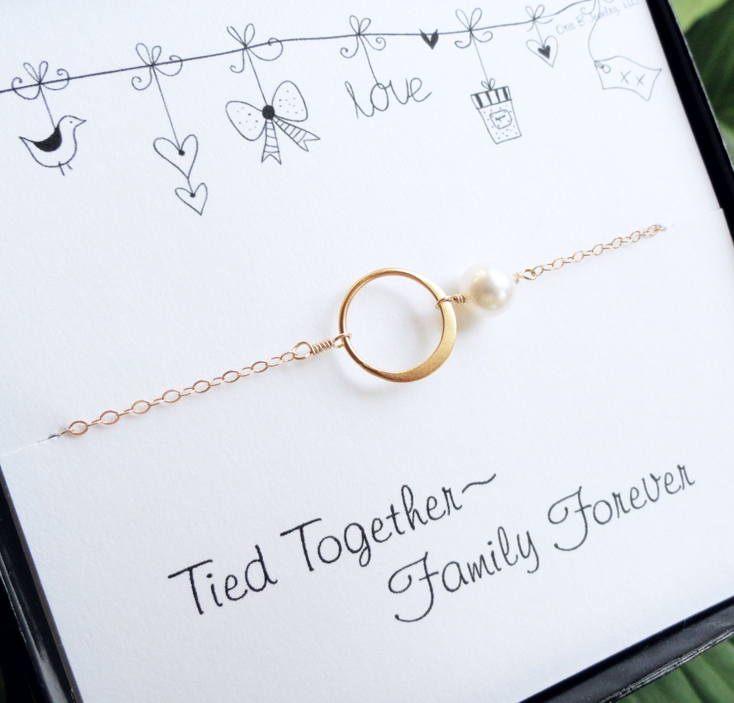 Friendship bracelet, Gold Karma bracelet, circle bracelet, Eternity bracelet, delicate gold bracelet, bridesmaid gifts, skinny bracelet
