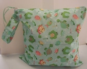 12 x 12  Wet Bag with Snap Strap Frogs and Turtles