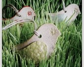little birdie ornament - light lime green ( one )