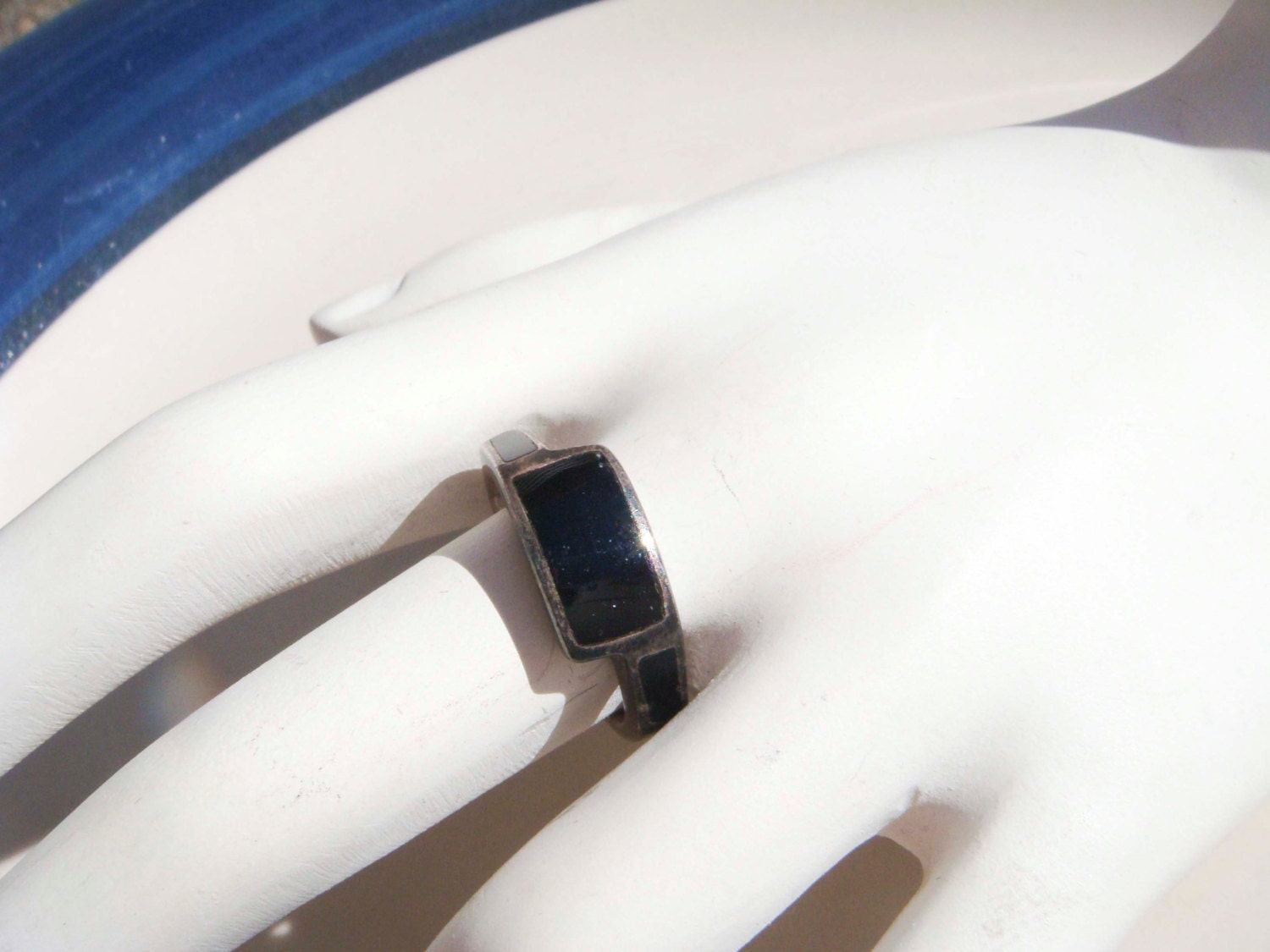 Vintage Sterling Silver 925 ND Ring with black stone size 5