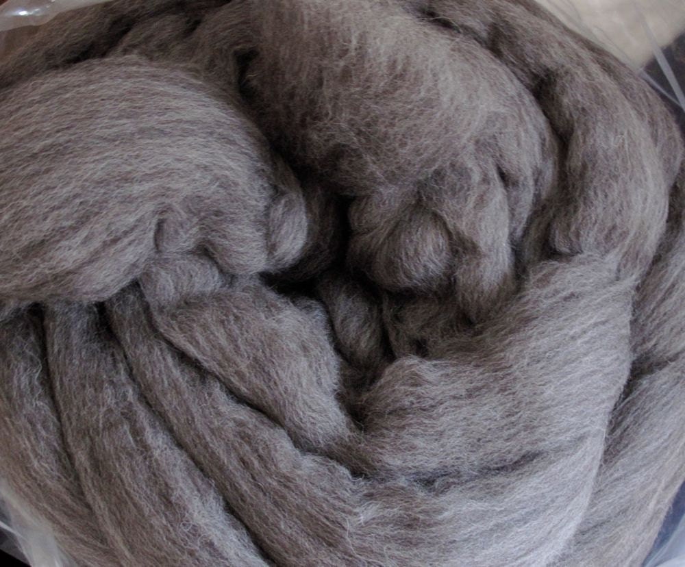Shetland Combed Top - 16oz - Natural Heather Grey