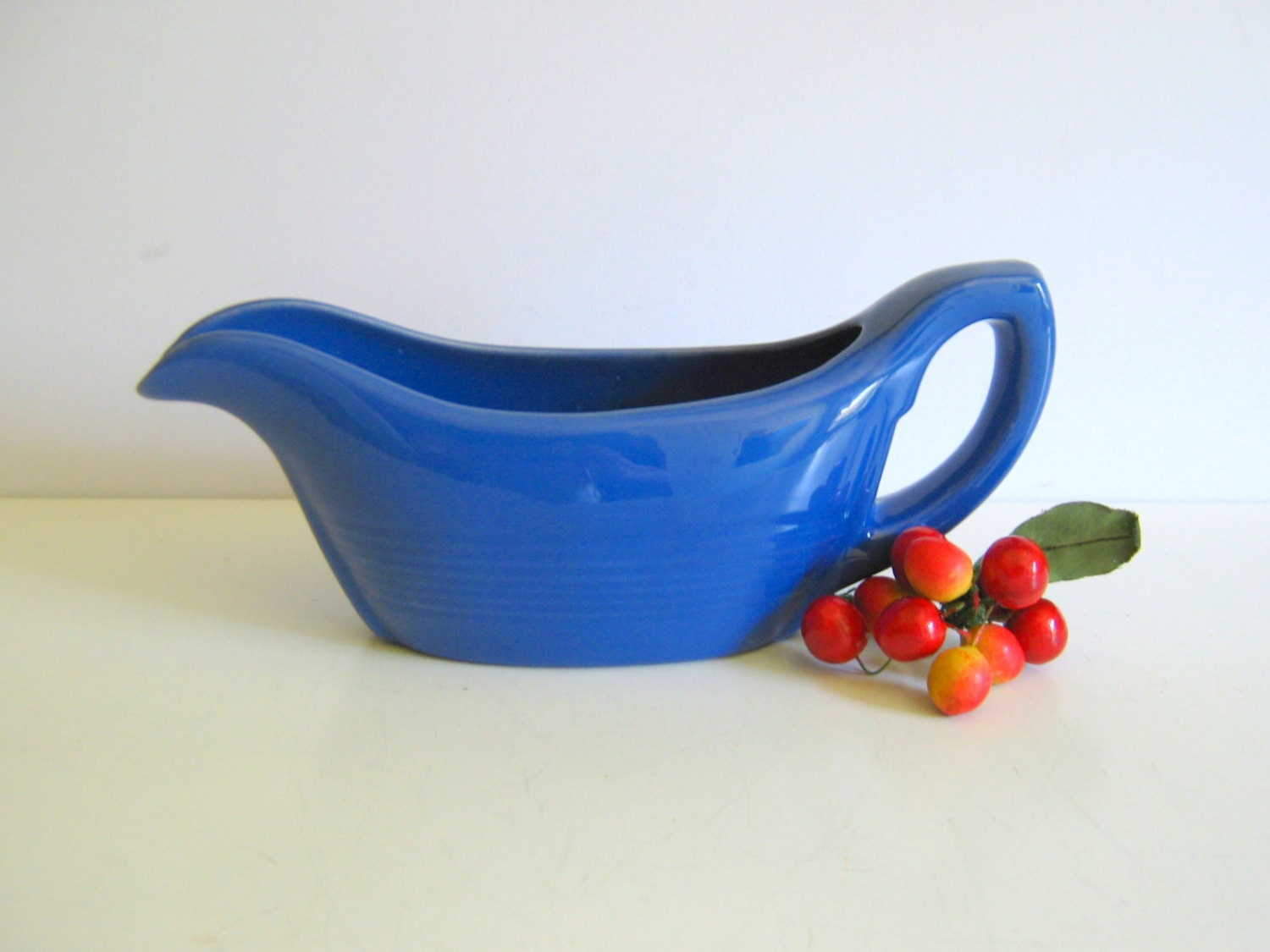Vintage Bauer Gravy Boat, Blue, Bauer Pottery, Los Angeles