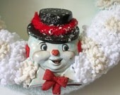 Snowman Wreath, Winter Wreath, Holiday Wreath, Yarn and Felt Wreath, 14 inch size - Ready to Ship