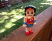 5 "Mini-Gal" - Wonder Woman