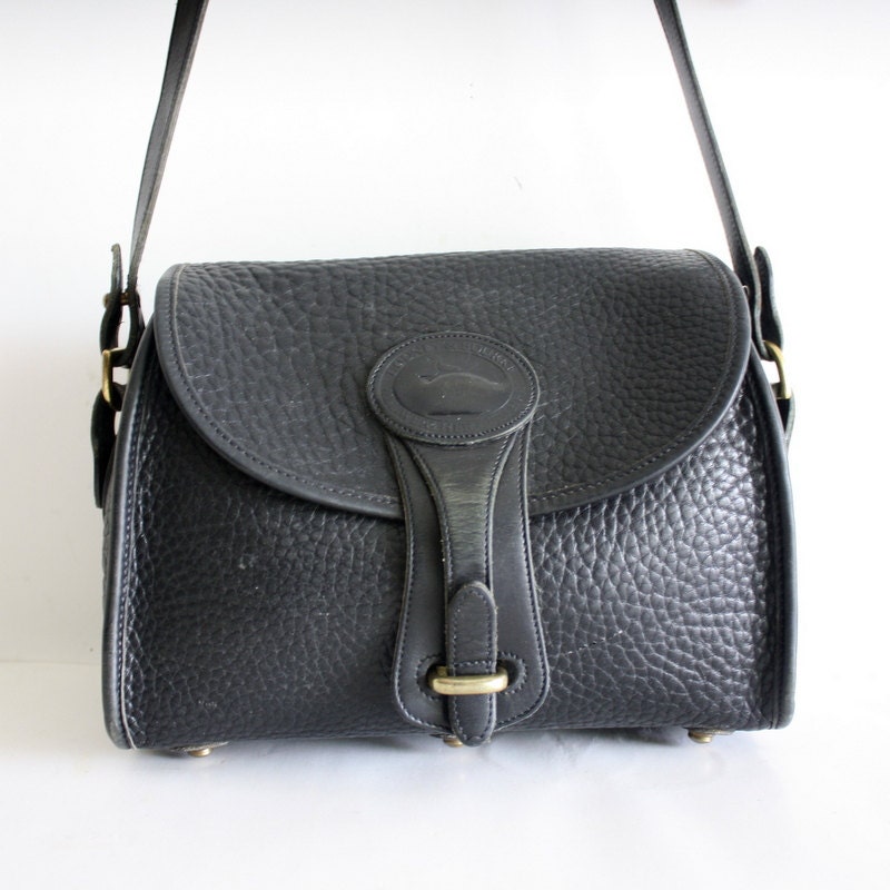 Vintage DOONEY & BOURKE Black Pebble Leather Shoulder Bag Purse
