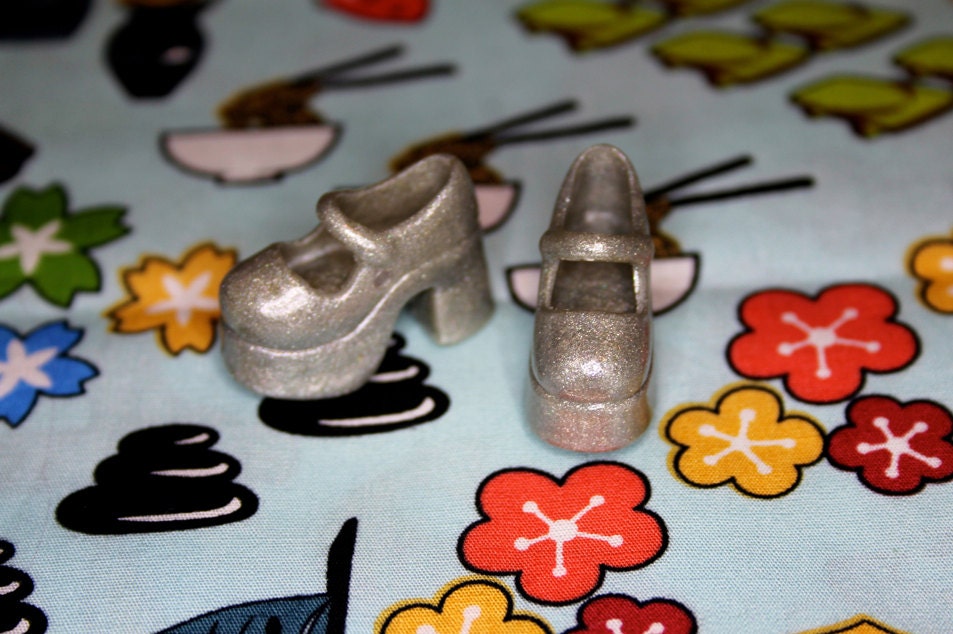 Blythe Silver Shimmer Platform Mary Jane shoes