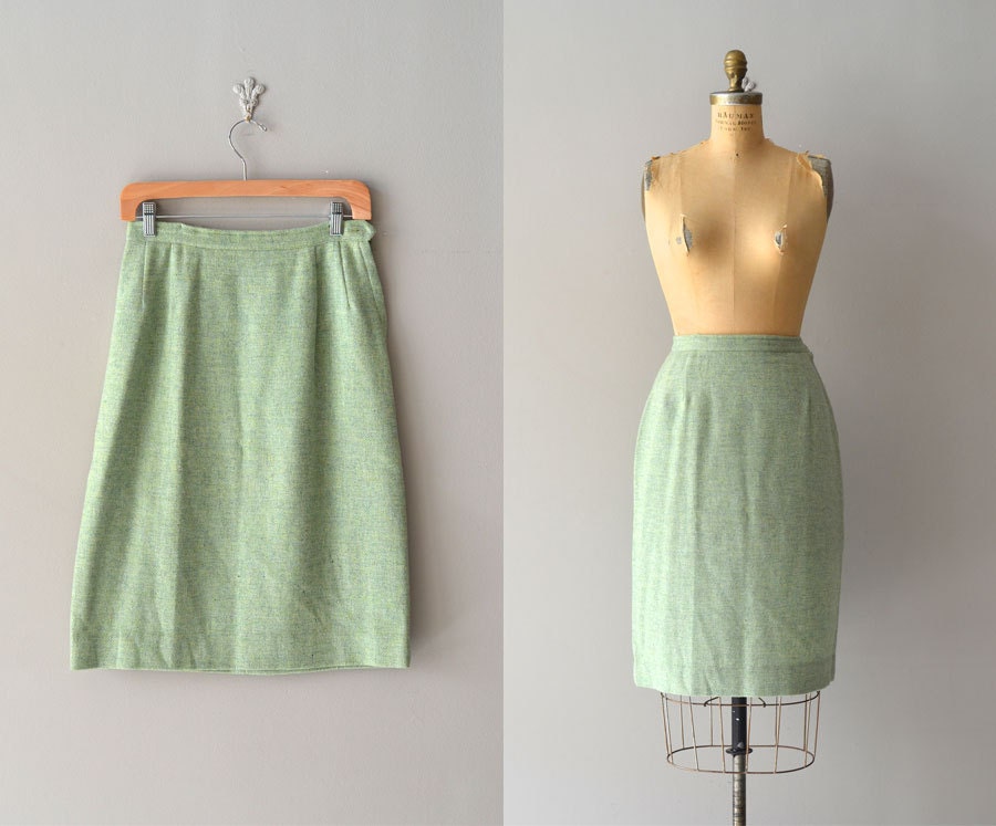 1960s pencil skirt / 60s green wool skirt / Pale Mint skirt