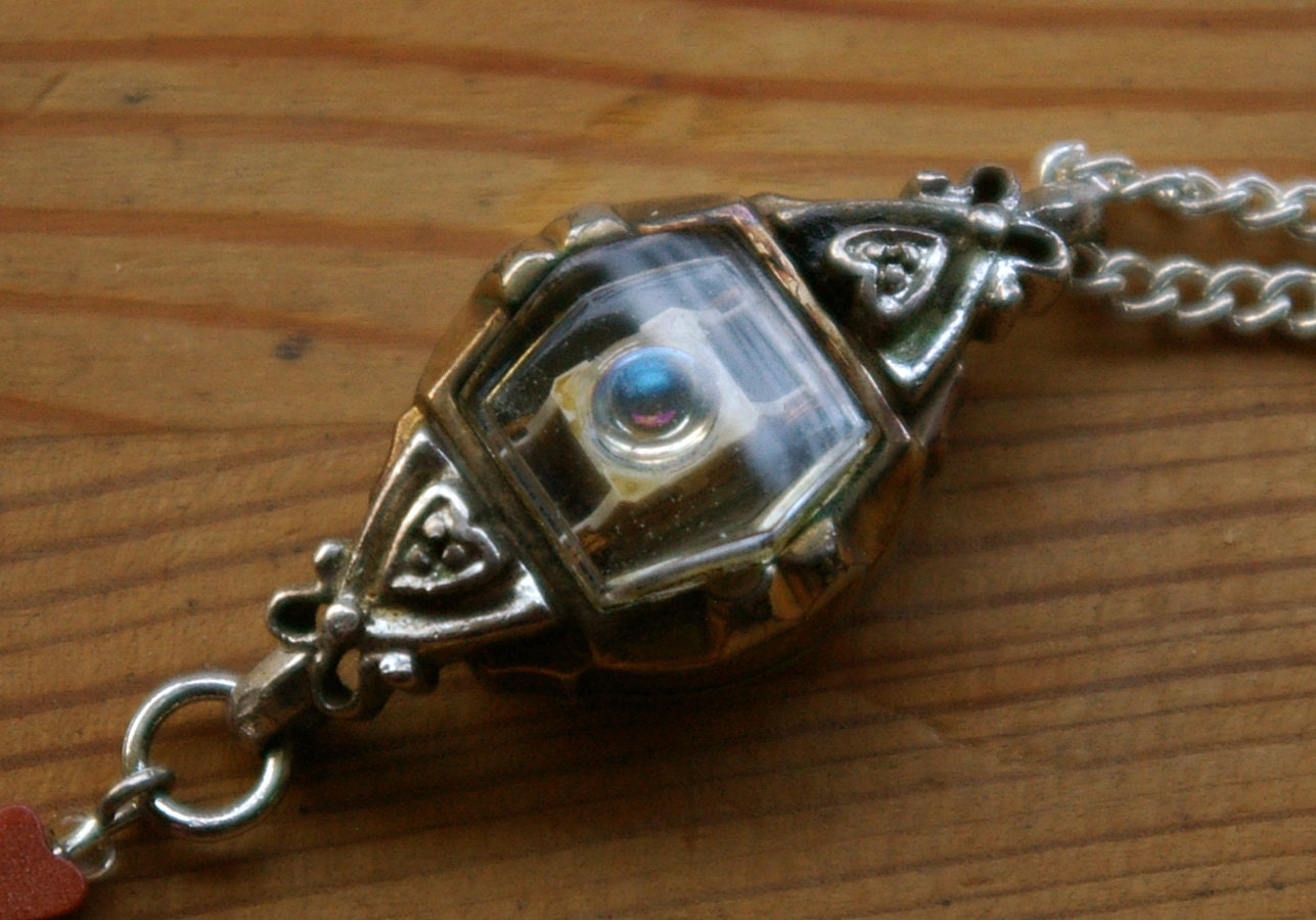 Steampunk Spy Camera Pendant