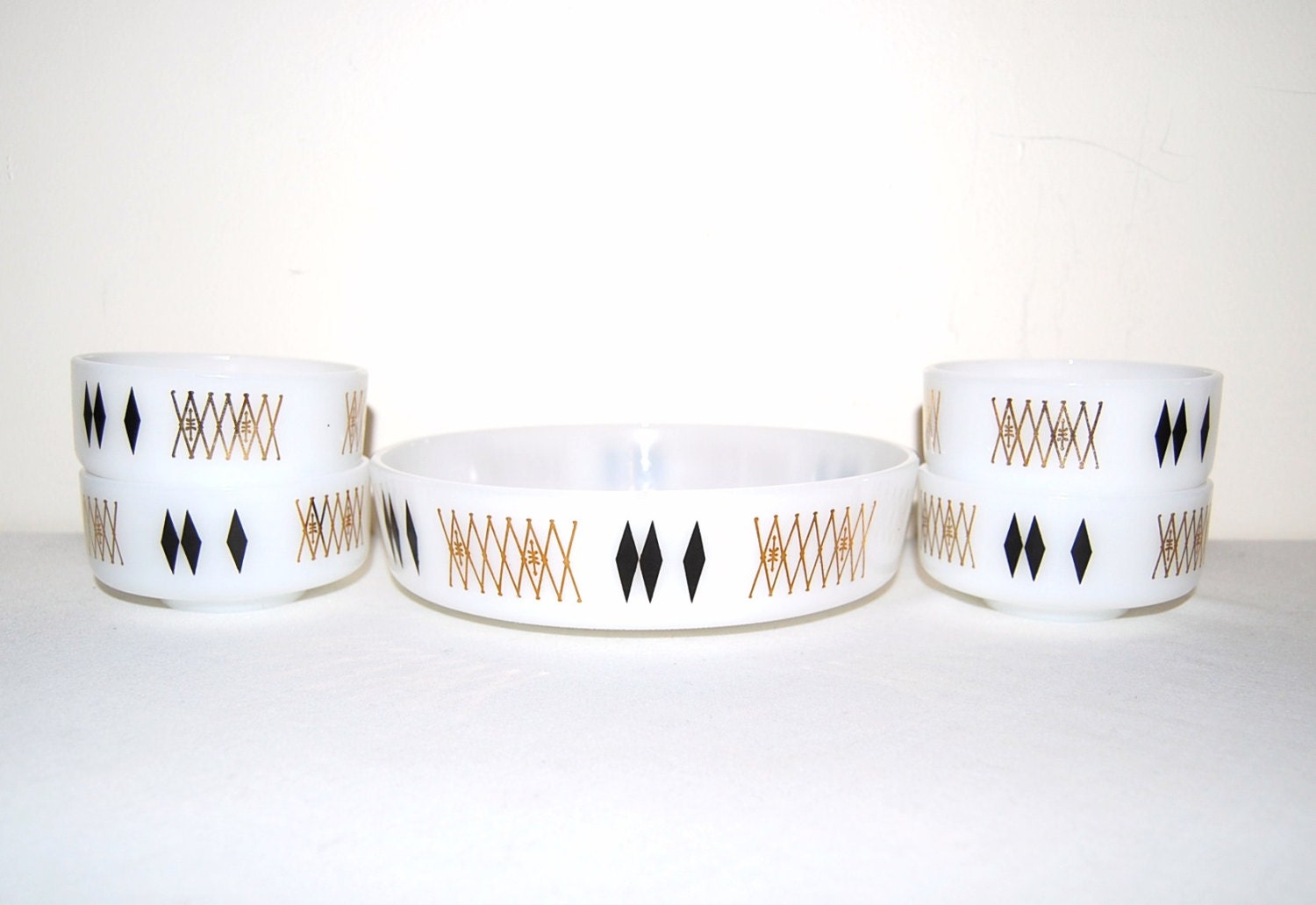 Vintage Atomic Fire King Five Piece Set