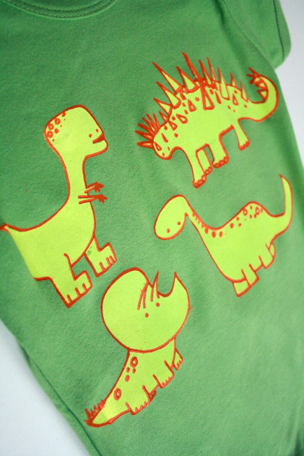 Dino4 - Organic Cotton - green baby bodysuit - dinosaur screenprint