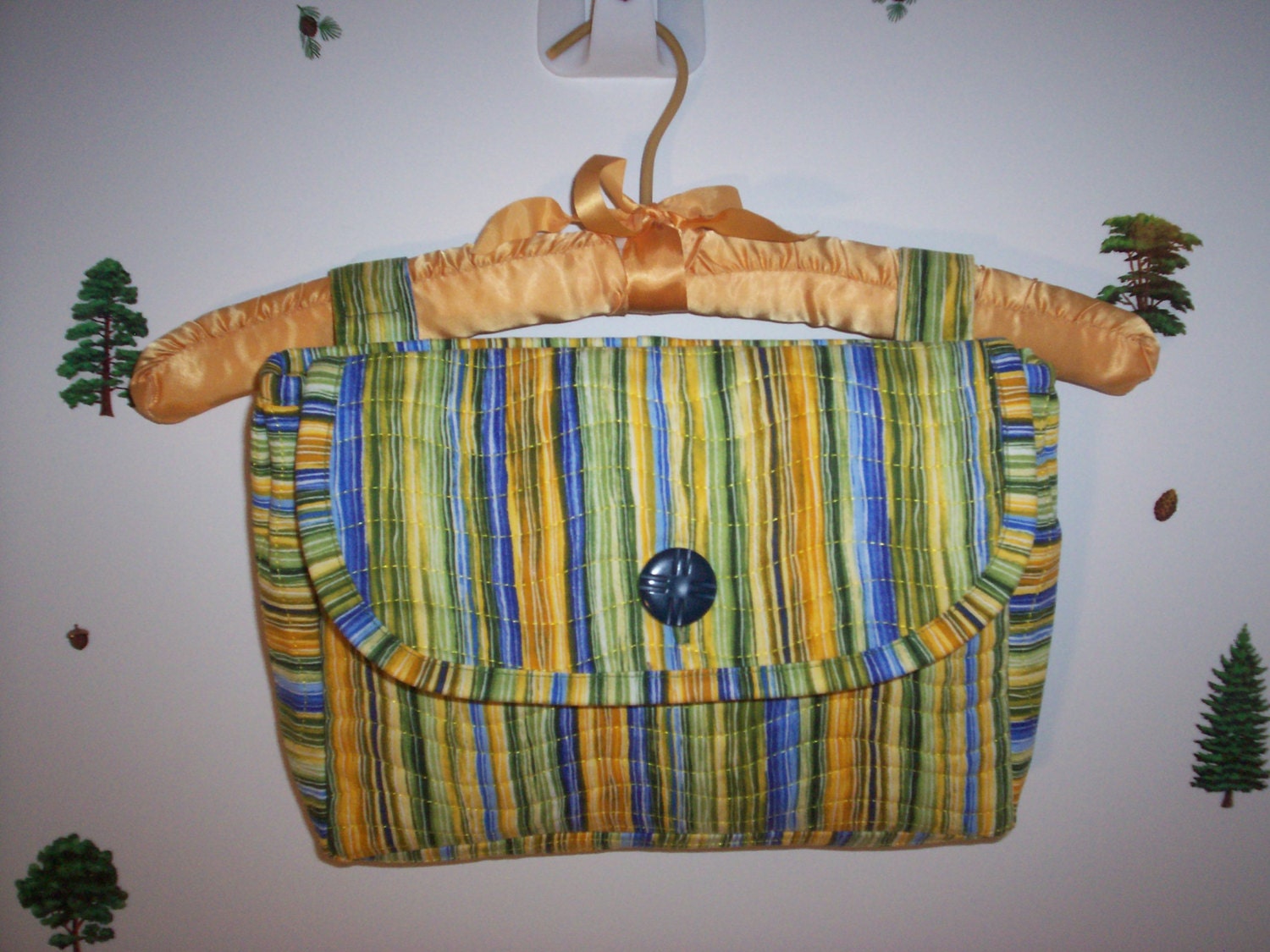 Quilted Wheelchair Bag to hang on armrest
