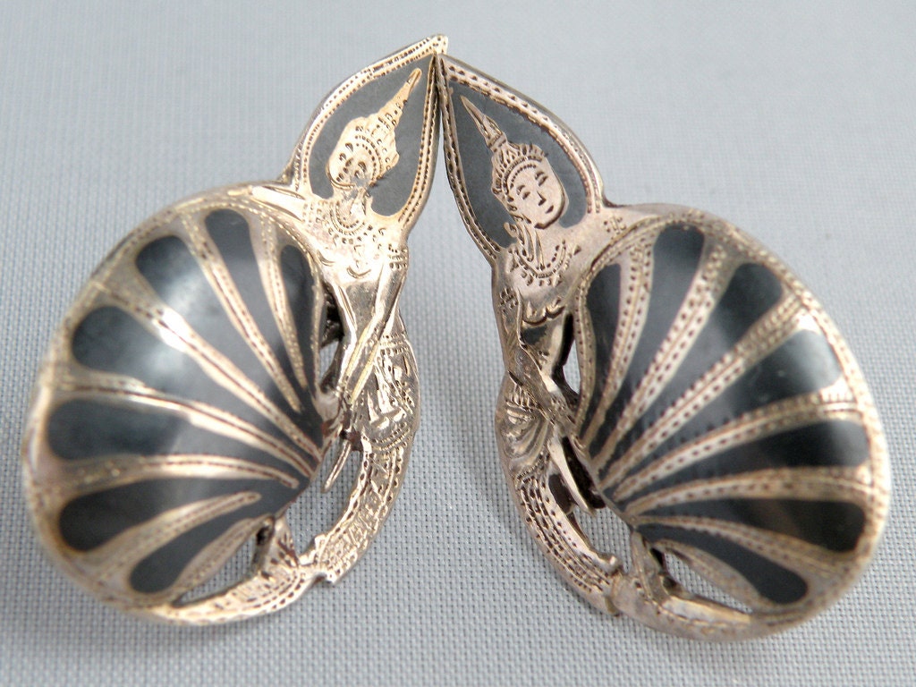 Vintage Sterling Earrings Made In Siam