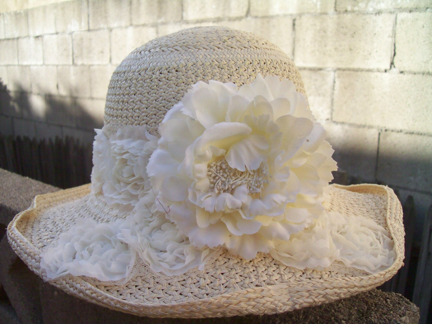 Lovely Woven White Hat w Chiffon Rose Band and Silk Cabbage Rose