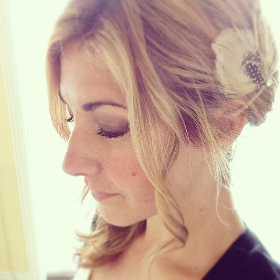 Feather Hair Clip, Peacock Feather Hair Fascinator, Ivory Hair Piece Peacock TIGER LILLY - rustic woodland natural boho vintage pretty