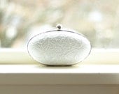 Ivory Bridal Purse / Wedding Clutch / Lace Bridal Clutch (Antoinette Box Clutch)