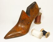 Vintage Shoe Form Wood Metal Shoemakers Mold Mid Century Ladies Pointed Toe Pump PeachyChicBoutique on Etsy