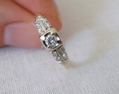 Vintage .14ct Diamond and 14k Gold Engagement Ring
