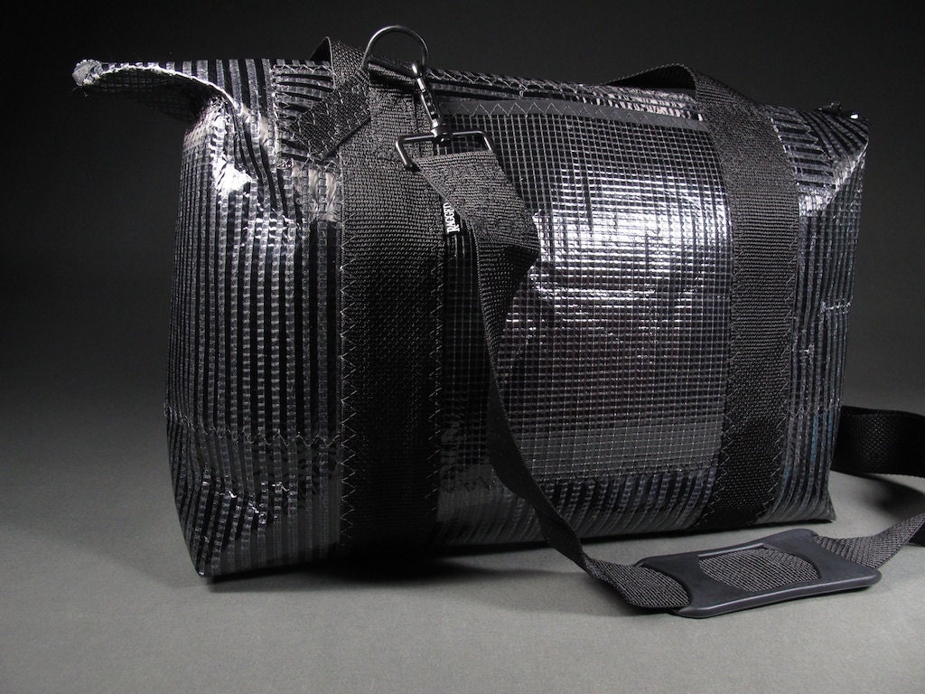 Carbon Fiber Travel Tote - Black - Mens