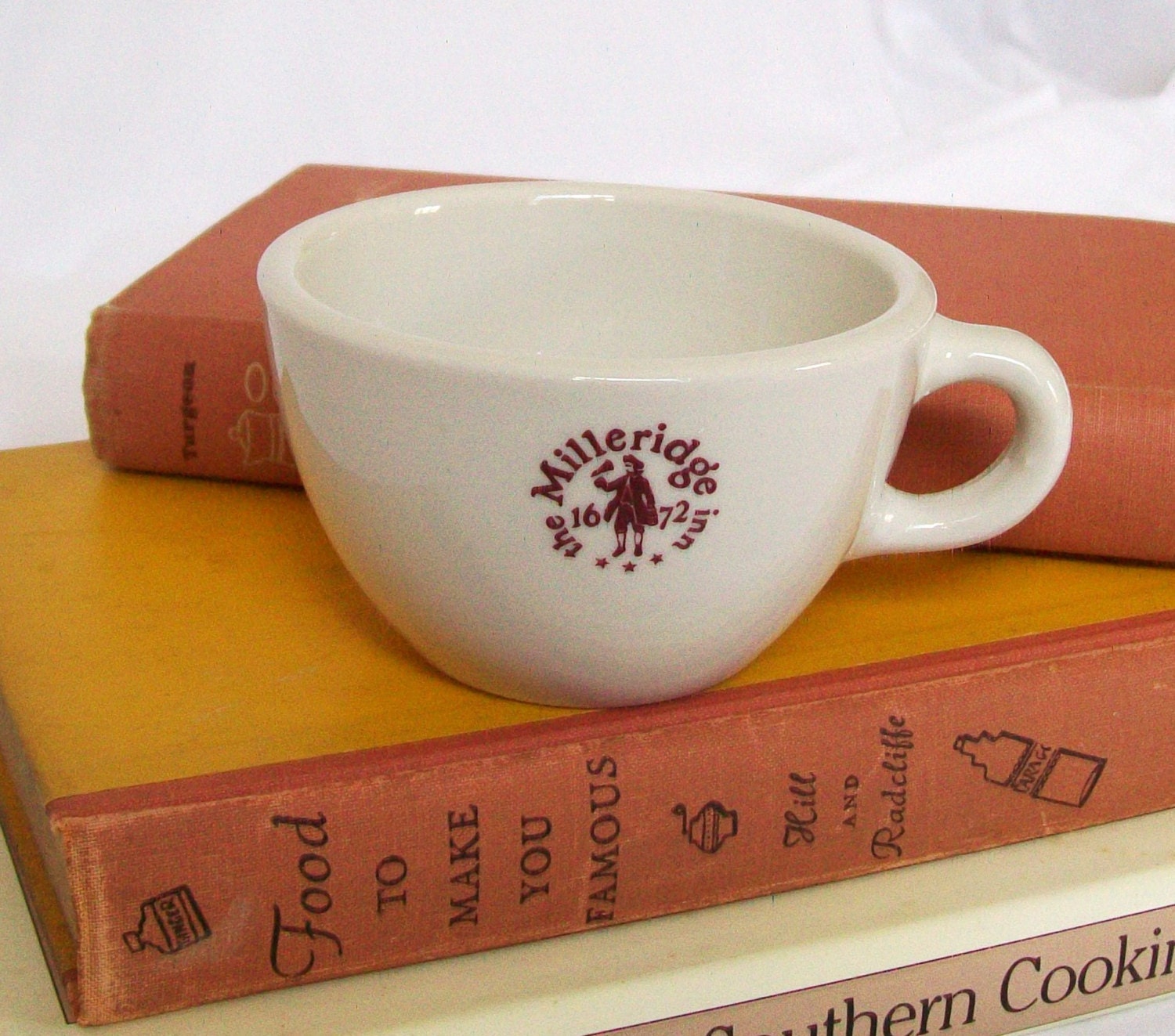 Vintage Logo Restaurant Ware Cup Heavy Milleridge Inn Diner Dishes Cafe China Famous Haunted Hotel Jericho New York Shenango