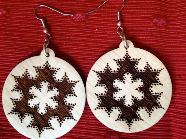 Crop Circle Earrings Maple Wood - Koch Fractal