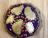 CONFETTI - 1950s vintage kimono, gold leather, French knot embroidery brooch
