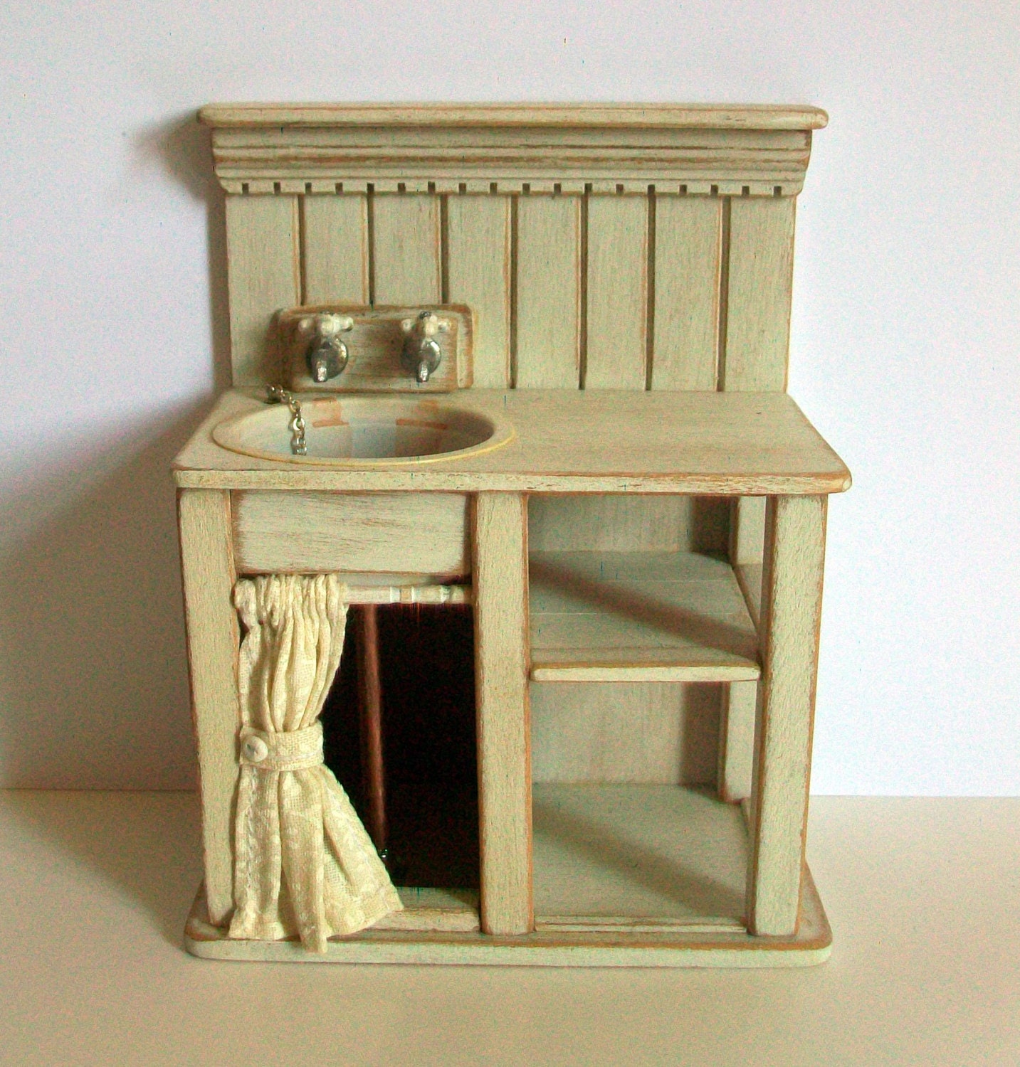 Miniature Shabby Kitchen Sink (1 inch dollhouse scale)