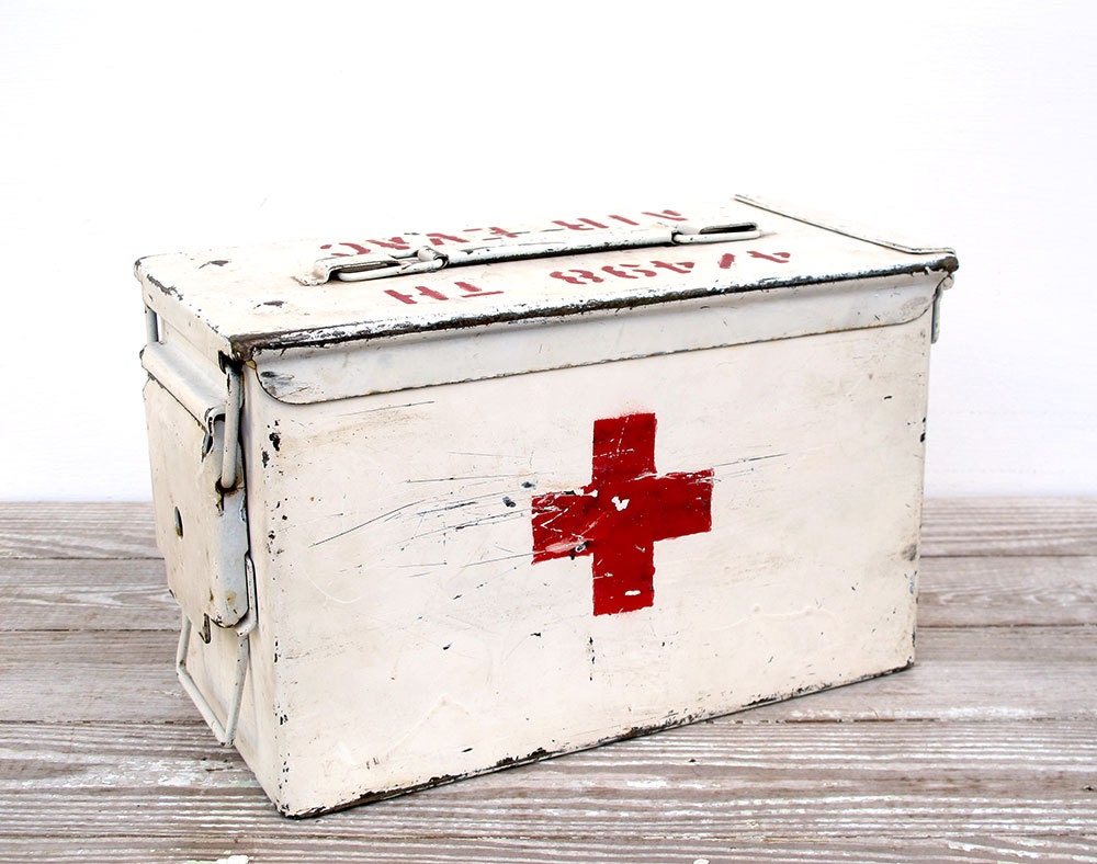 Vintage Metal Military Red Cross First Aid Box - 4 498th Air Evac