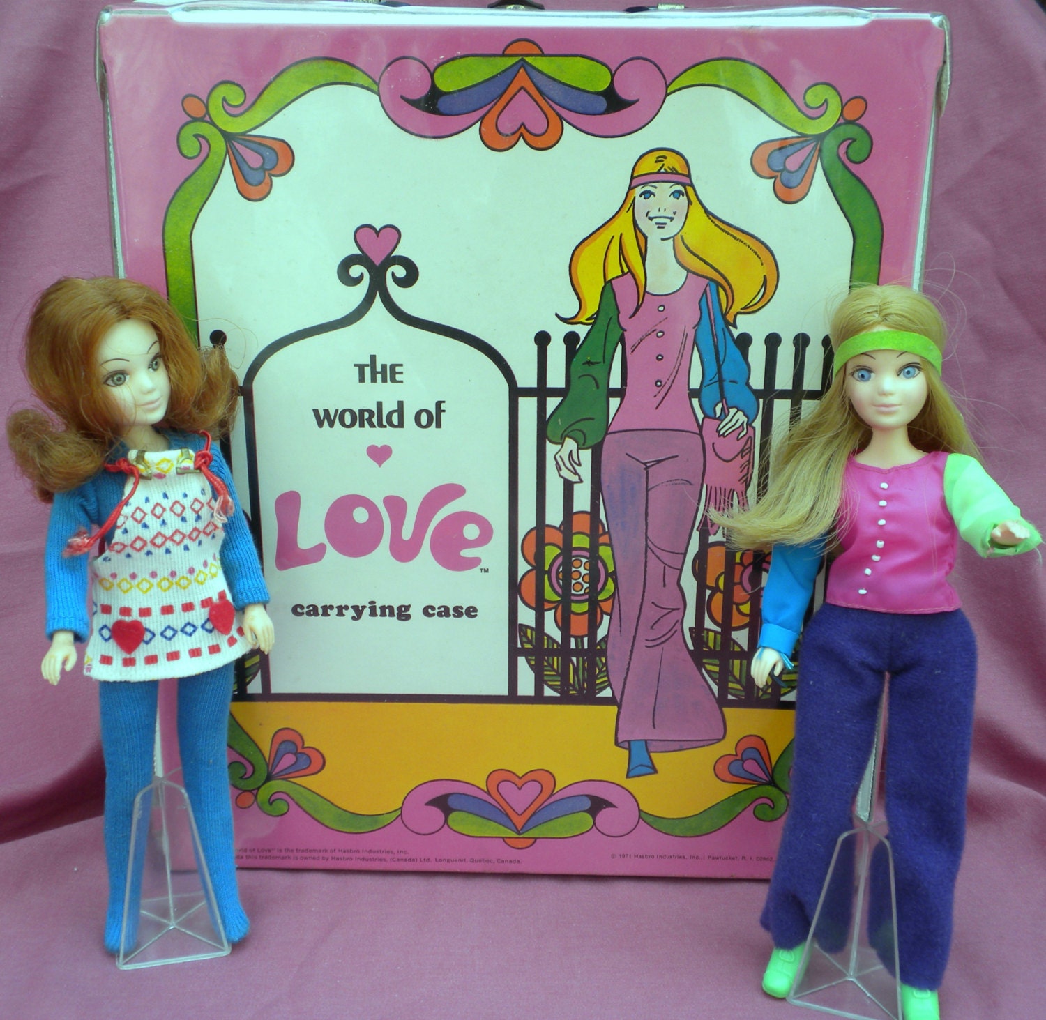 The World of Love dolls in carrying case, Hasbro 1971, Love and Flower, 2 dolls, accessories