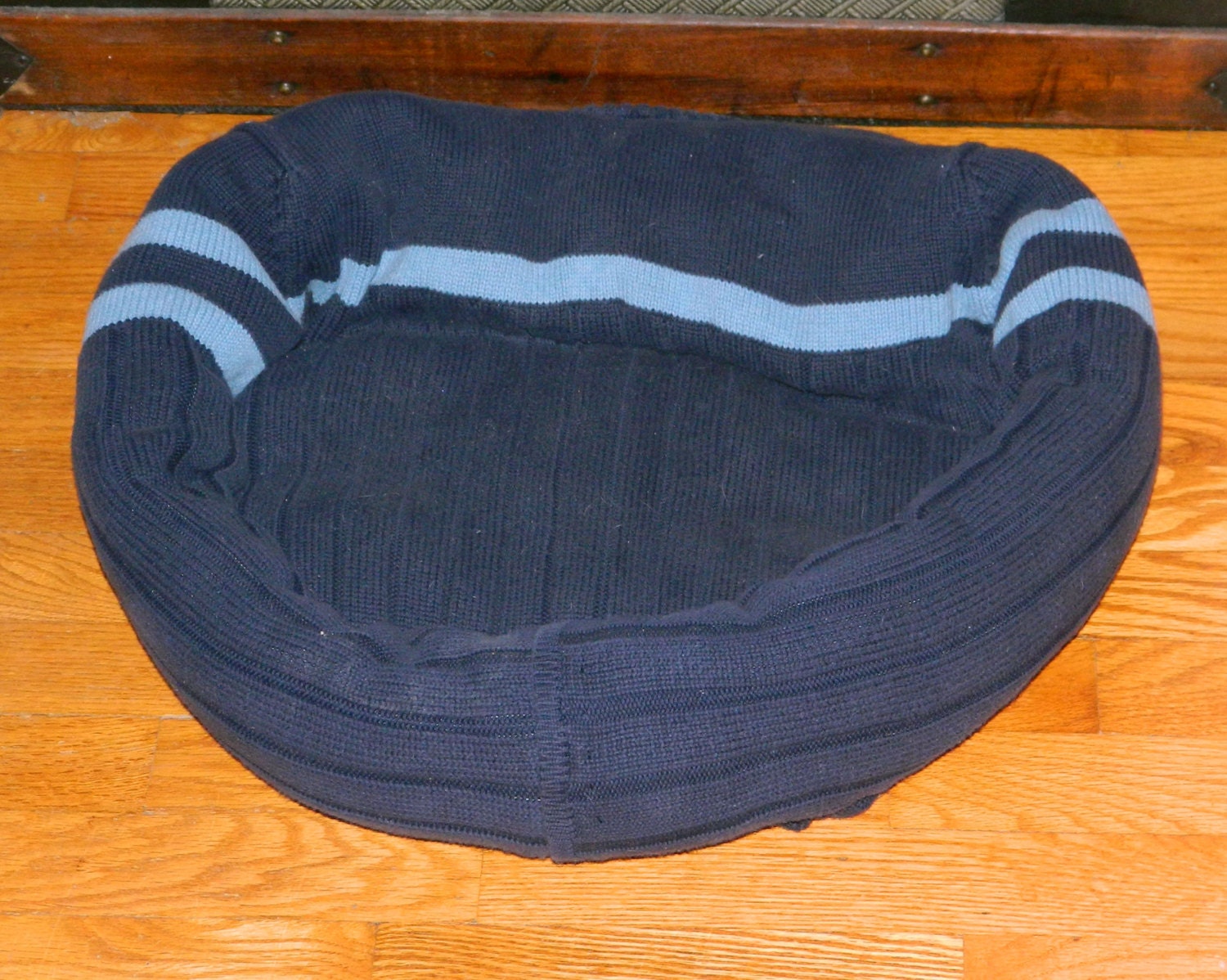 CAT Bed DOG Bed Pet BED Sweater Nest Handmade Upcycled CrabbyCats, Crabby Cats 003 Navy and Sky Blue Stripe