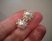 Rhinestone and pearl stud, bridal earrings, bridesmaid earrings, petite pearl stud earrings