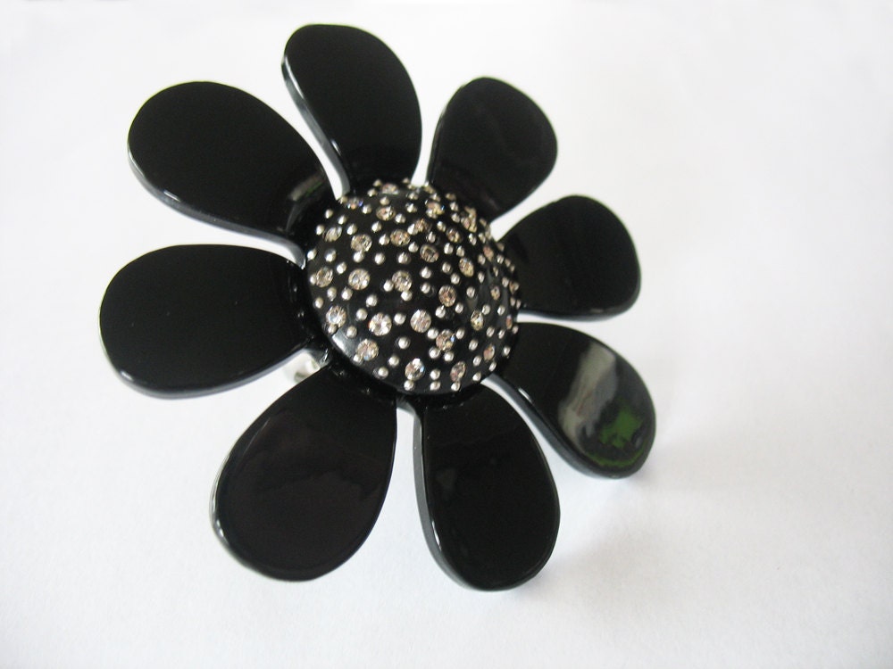Large Flower Ring Black and Rhinestone Vintage Refashioned Sparkling White Rhinestones Adjustable