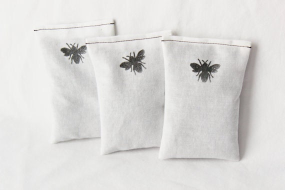 Honey Bee Dryer Bags - Dryer Sheet Alternative - Organic Lavender Sachets