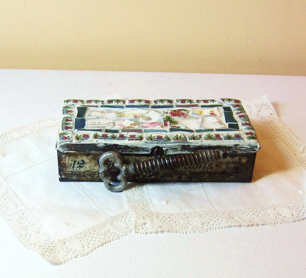 Mosaic Distressed Metal Tea Box Vintage with Large Key