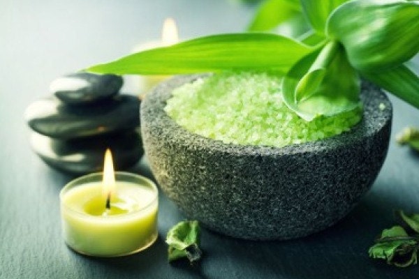 Bath Salts 16 oz. - Rosemary Mint Bath Salts -  Essential Oils -  Bath And Beauty - Aromatherapy Bath Salts - Sea Salt Bath