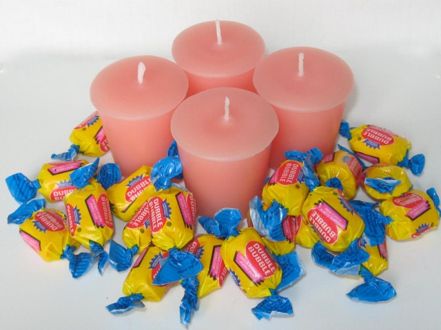 BUBBLE GUM (4 votives or 4-oz soy jar candle)