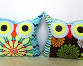 TWO owl pillows/ kids/Aqua /green/ Polyfil Stuffed little owl pillows decoration/collection - Ready to ship