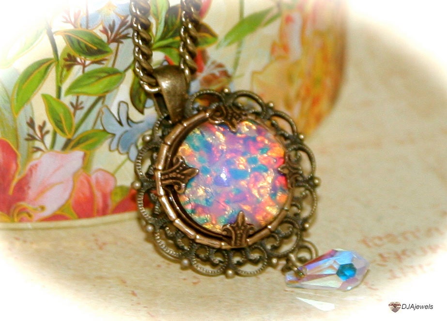 Pink Fire Opal Necklace. Vintage Nouveau.