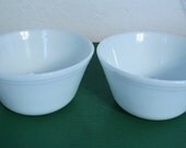 Vintage Set of 2 Federal Glass White Milk Glass Nesting Mixing Bowls 1-1/2 Quart