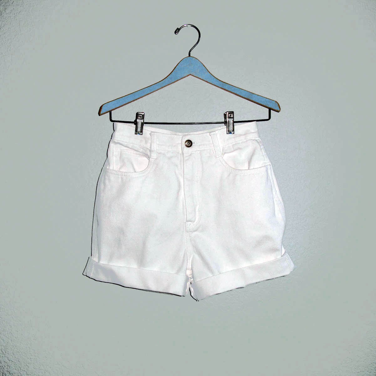 80s Hipster High Waist White Denim Shorts Rio Jeans W 25 26 cut-off shorts Roll up, Womans High Rise Cut Offs