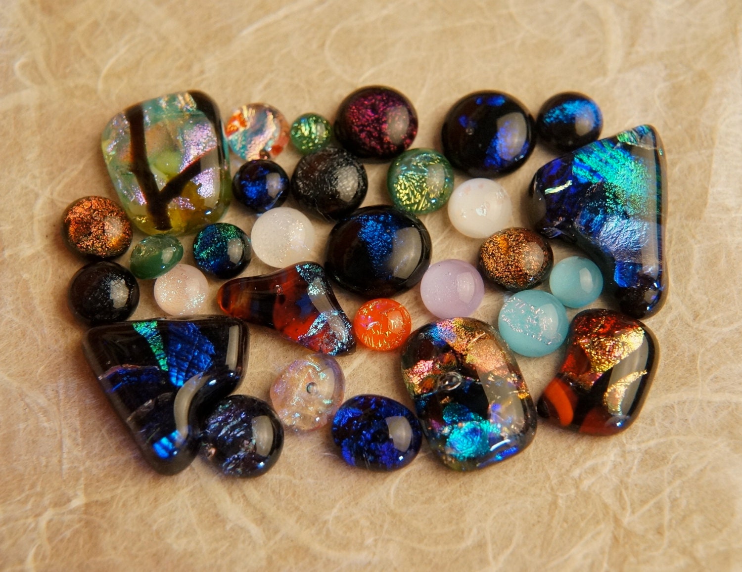30 LOT Handmade Dichroic Fused Glass Cabs Cabochons Beads