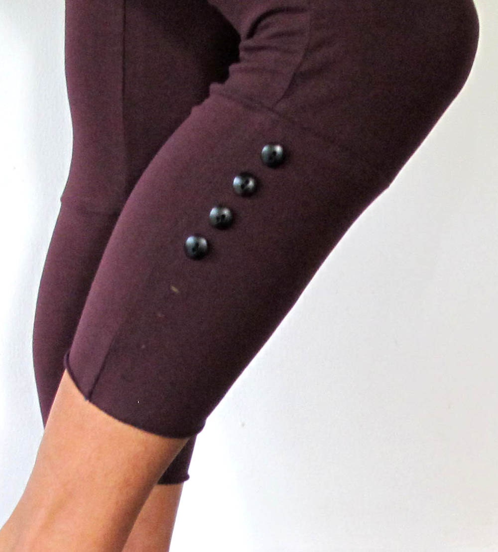 Danda - Cotton lycra leggings, with button up detailing. Yoga pants - dance - fitness wear.Burgundy, grey,black,petrolblue. Size SM and ML