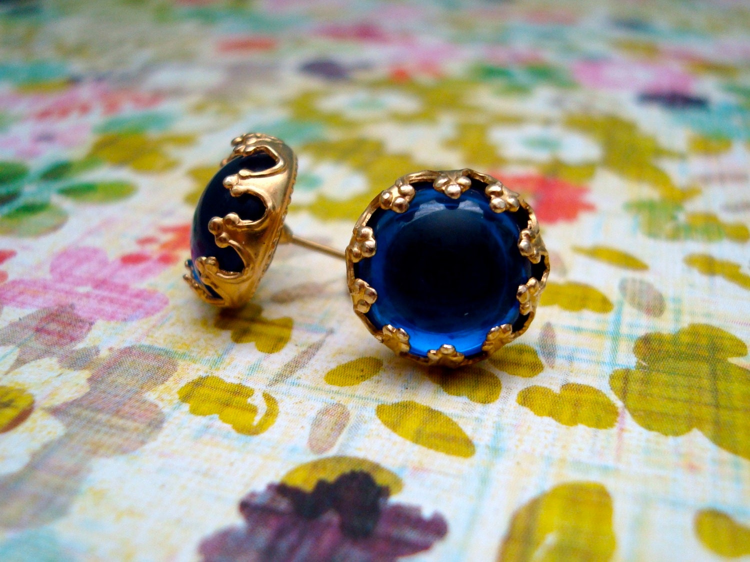 vintage royal blue post earrings