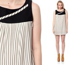 Tent Dress Black and White Striped Mini 80s TRAPEZE Pintuck 1980s Stripe Vintage Tunic Yoke Sleeveless MiniDress Medium Large